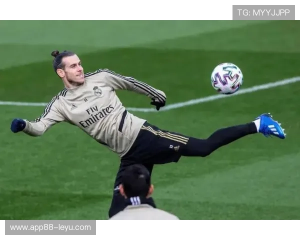 威尔士球星贝尔再掀绿茵焦点