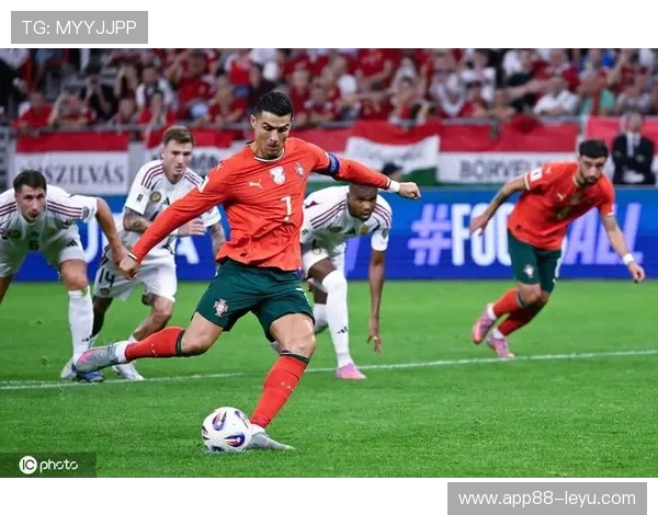 C罗再刷新葡萄牙队史进球巅峰纪录