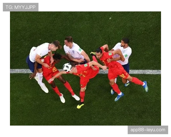 J1联赛杯赛激战正酣，多支球队争夺决赛席位