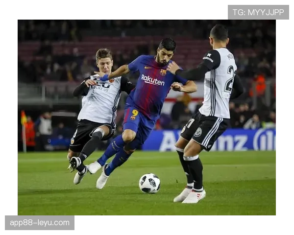 奥萨苏纳中场状态火热,组织进攻能力跃升新高度 奥萨苏纳中场状态火热,组织进攻能力跃升新高度