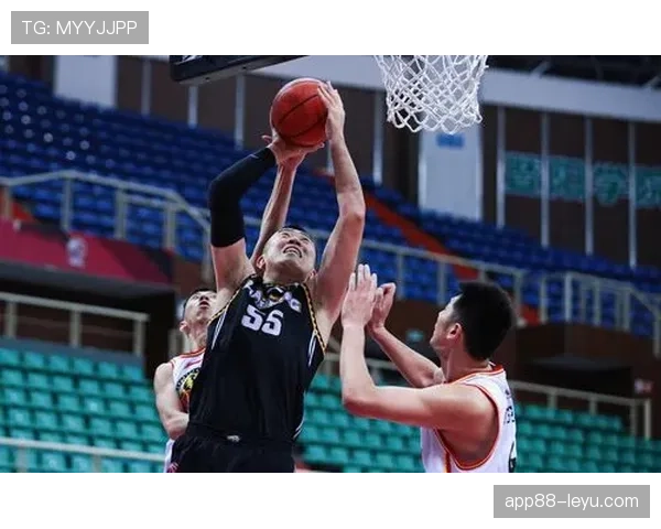 伊尼戈·马丁内斯状态火热，制霸空中助球队关键取胜