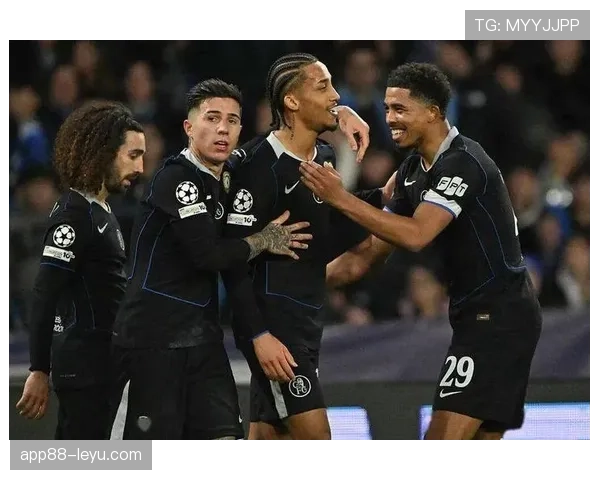 南安普顿主场迎战曼联，红魔状态回暖冲击前四关键战