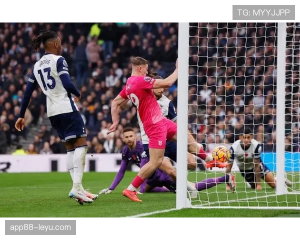 伊普斯维奇进攻火力全开，强势跻身英超积分榜前列