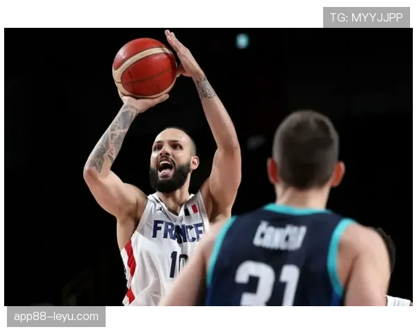 德斯蒙德·班恩三分火力提升显著，拉开球队外线得分空间